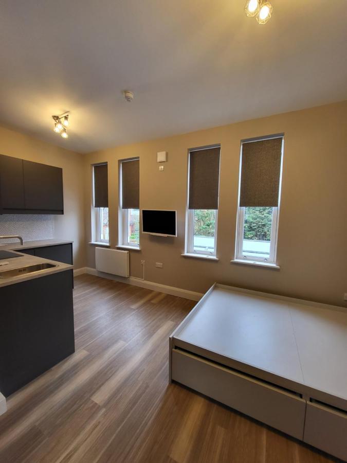 Sands House - Luxury Modern Studios With Secure Parking In Epsom, Surrey 部屋 写真