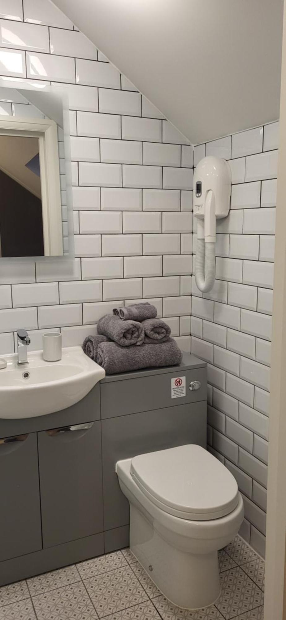 Sands House - Luxury Modern Studios With Secure Parking In Epsom, Surrey 部屋 写真